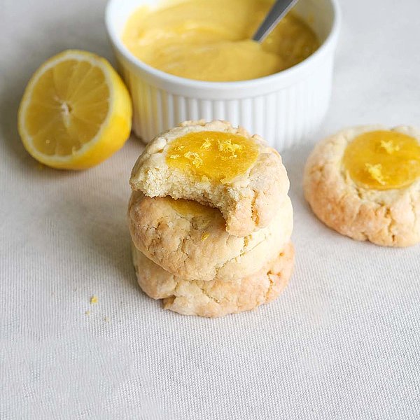 [ PÂTISSERIE ] Vous aimez le lemon curd et les petits biscuits croquants ? Vous allez adorer ces petits cookies au...